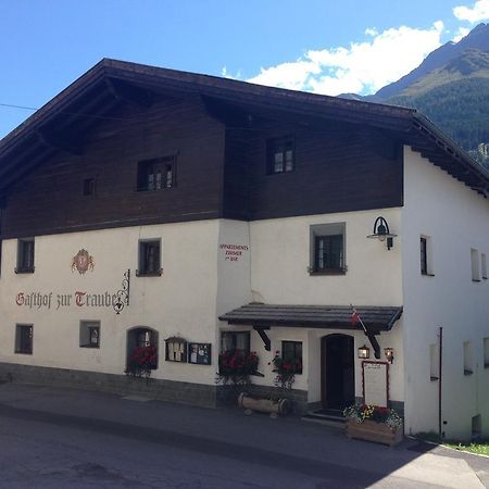 Hotel Gasthof Zur Traube Pettneu am Arlberg Exterior foto